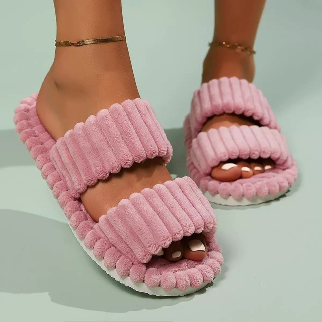 Double strap slippers