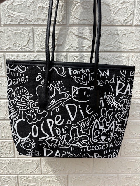 Large canvas tote bag with zip