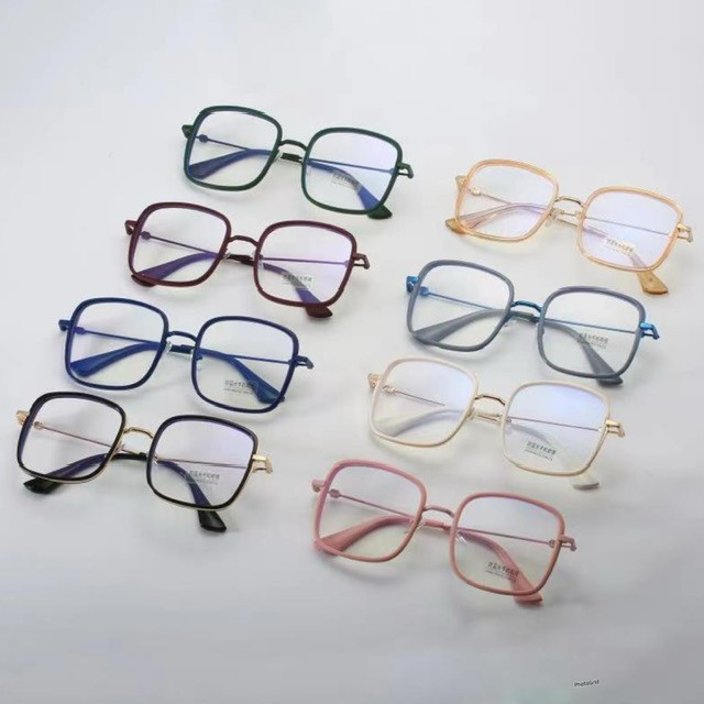 Square frames (suitable for prescription)